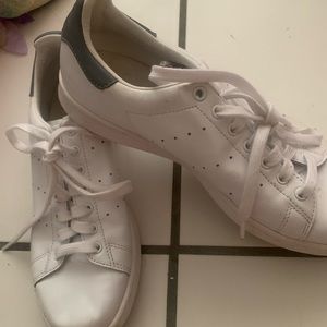 Adidas white sneakers 7.5